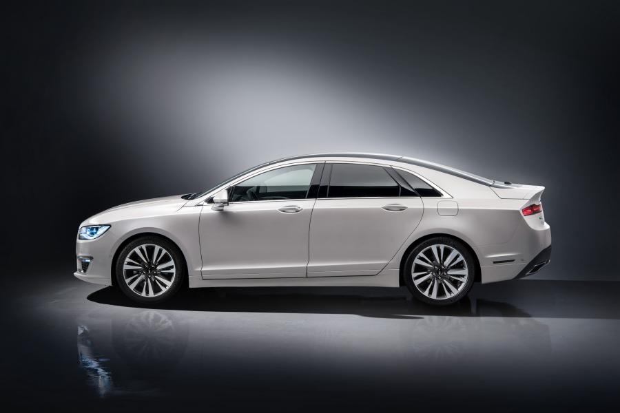  Lincoln MKZ H 2017 года  (CN) (фото 24 из 40)